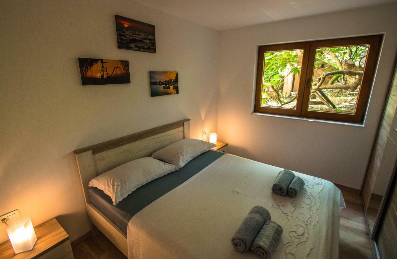 Dalmatti Apartament *